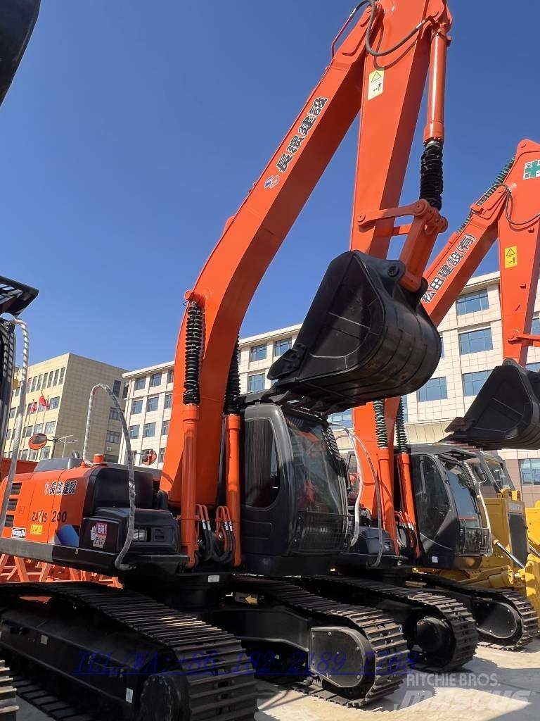 Hitachi ZX 200 Paletli ekskavatörler