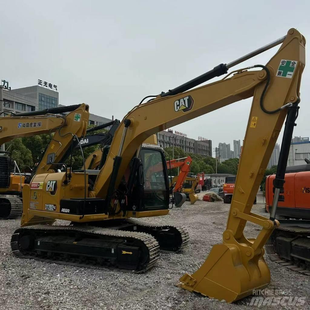 CAT 312D Paletli ekskavatörler