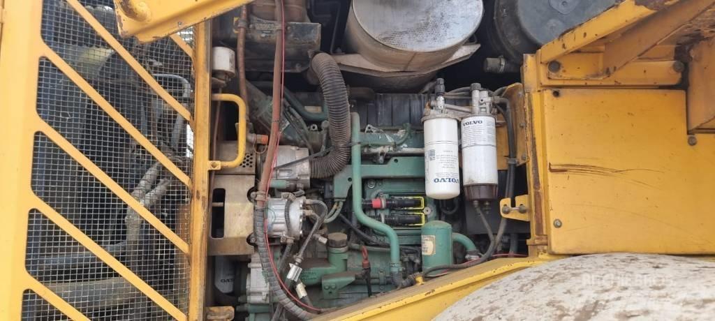 Volvo L 220 E Tekerlekli yükleyiciler