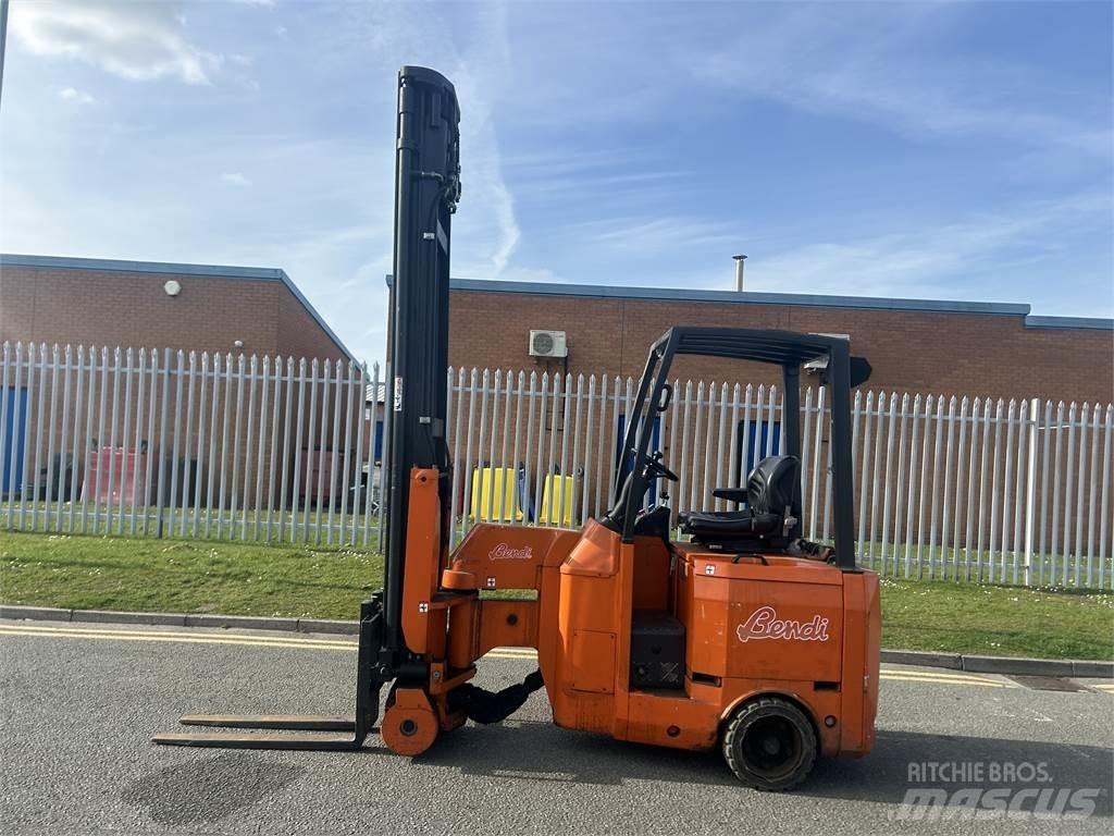  B315-73SS Dar koridor forklifti