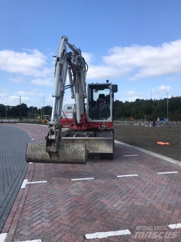 Takeuchi TB295W Lastik tekerli ekskavatörler