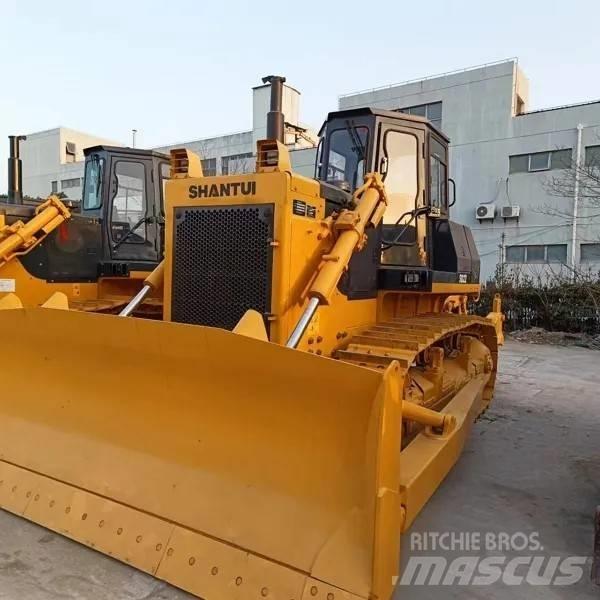 Shantui SD 22 Paletli dozerler