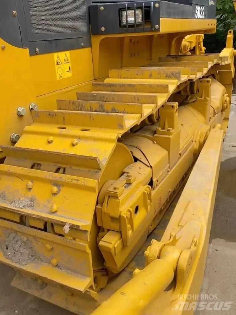 Shantui SD 22 Paletli dozerler