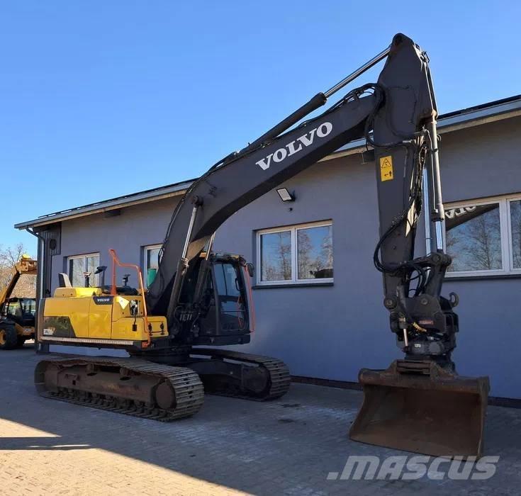 Volvo EC 220 DL Paletli ekskavatörler