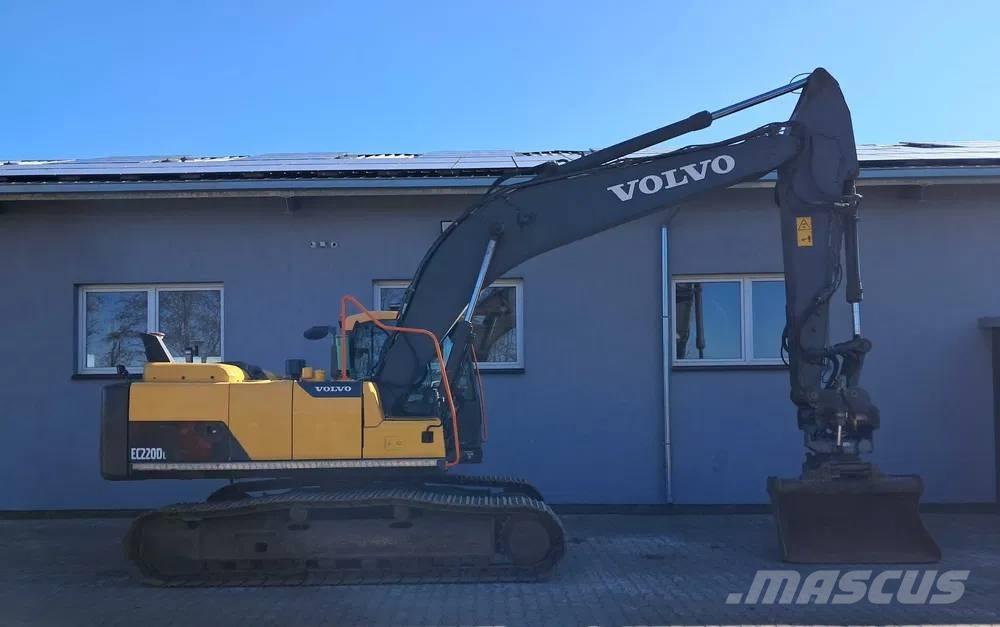 Volvo EC 220 DL Paletli ekskavatörler