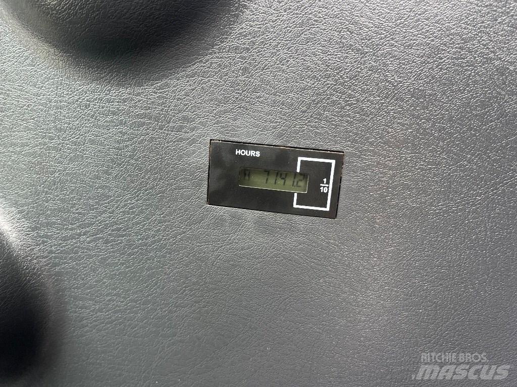 Hyundai HX 145 LCR Paletli ekskavatörler