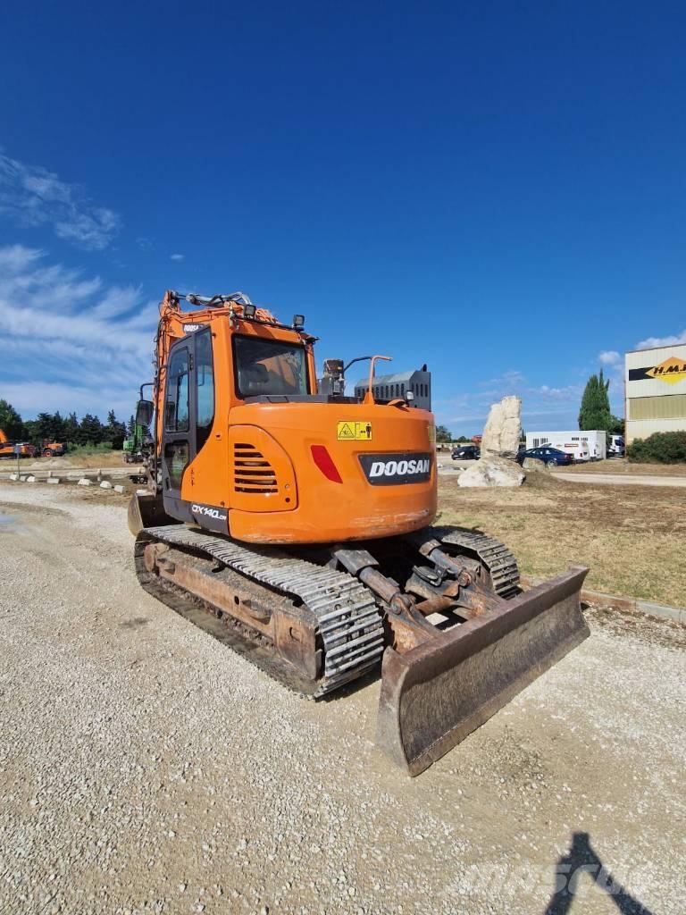 Doosan DX 140 LCR Paletli ekskavatörler