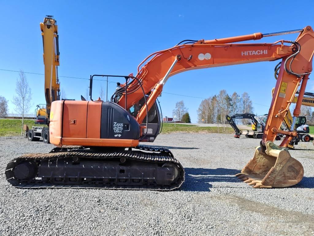 Hitachi ZX 225 US Paletli ekskavatörler