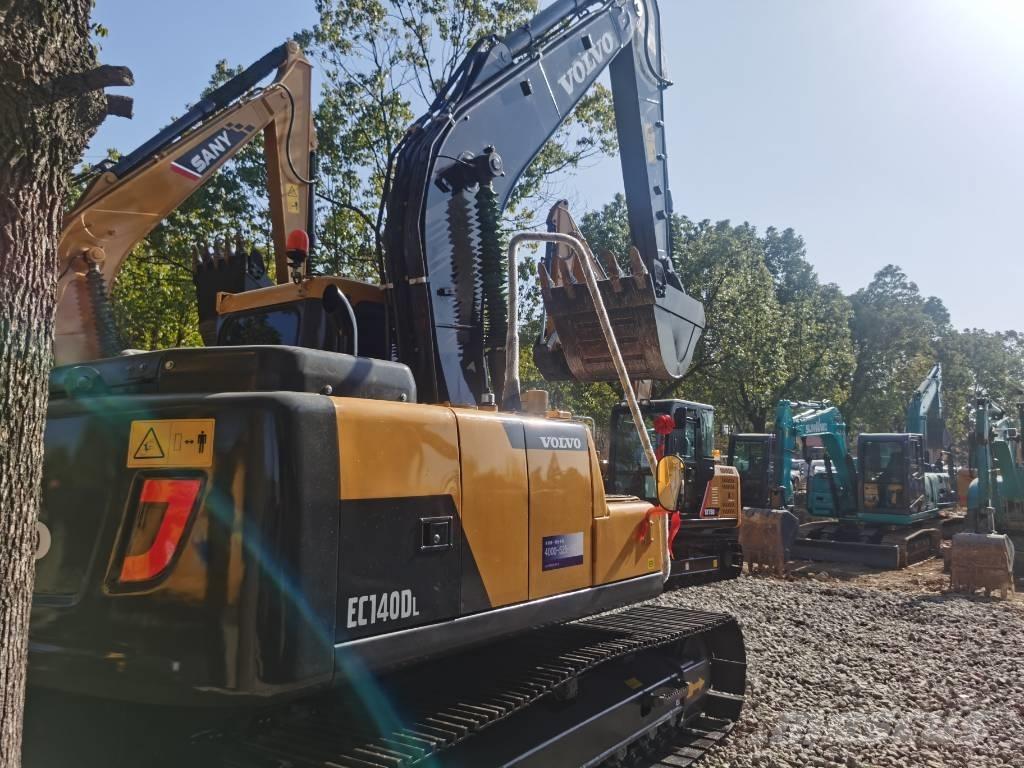 Volvo EC 140 DL Paletli ekskavatörler