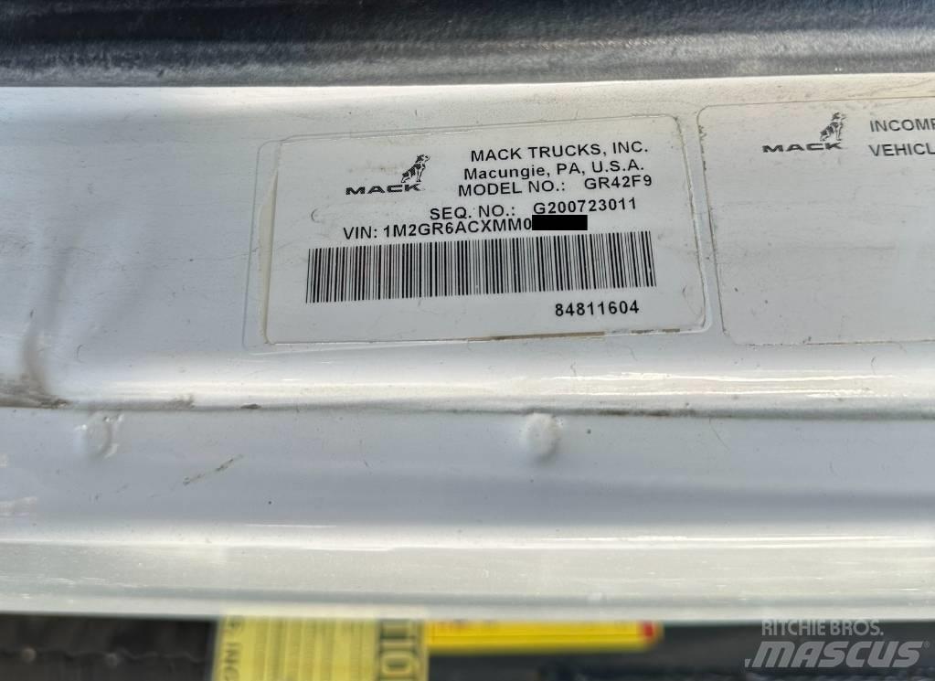 Mack GR 42 F9 Damperli kamyonlar