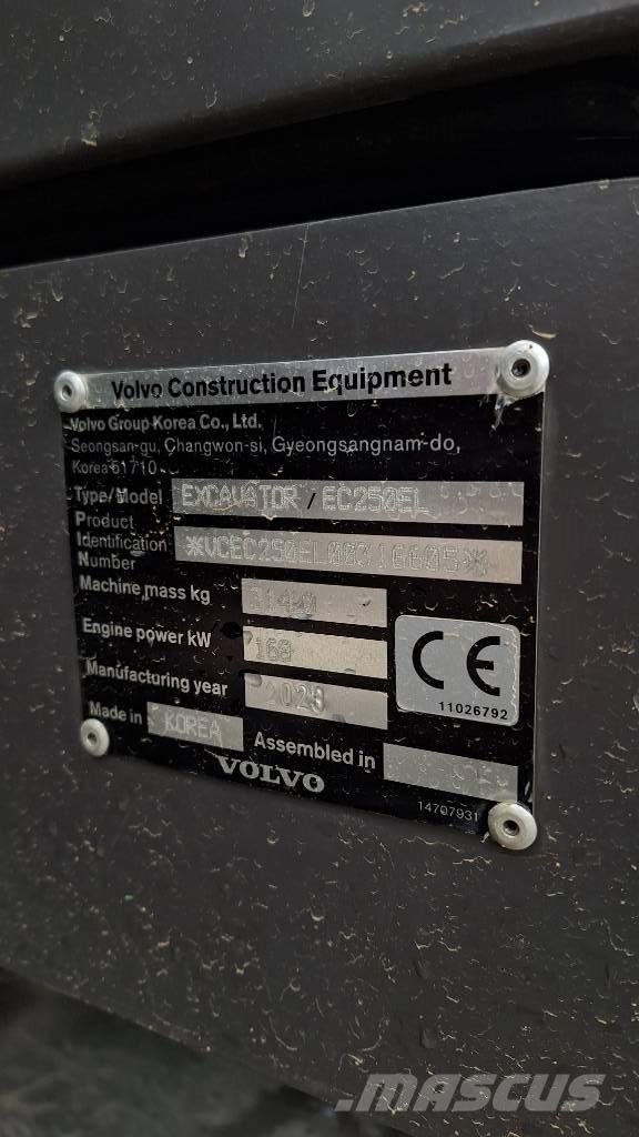 Volvo EC 250 EL Paletli ekskavatörler