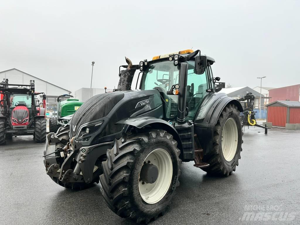 Valtra T 214 D Traktörler