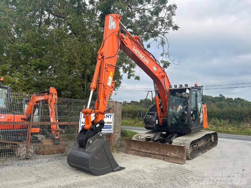 Hitachi ZX 135 US-6 Paletli ekskavatörler