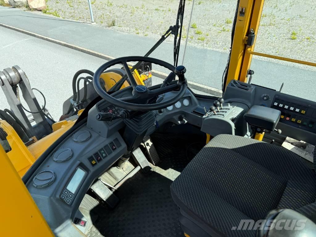Volvo L 70 C Tekerlekli yükleyiciler