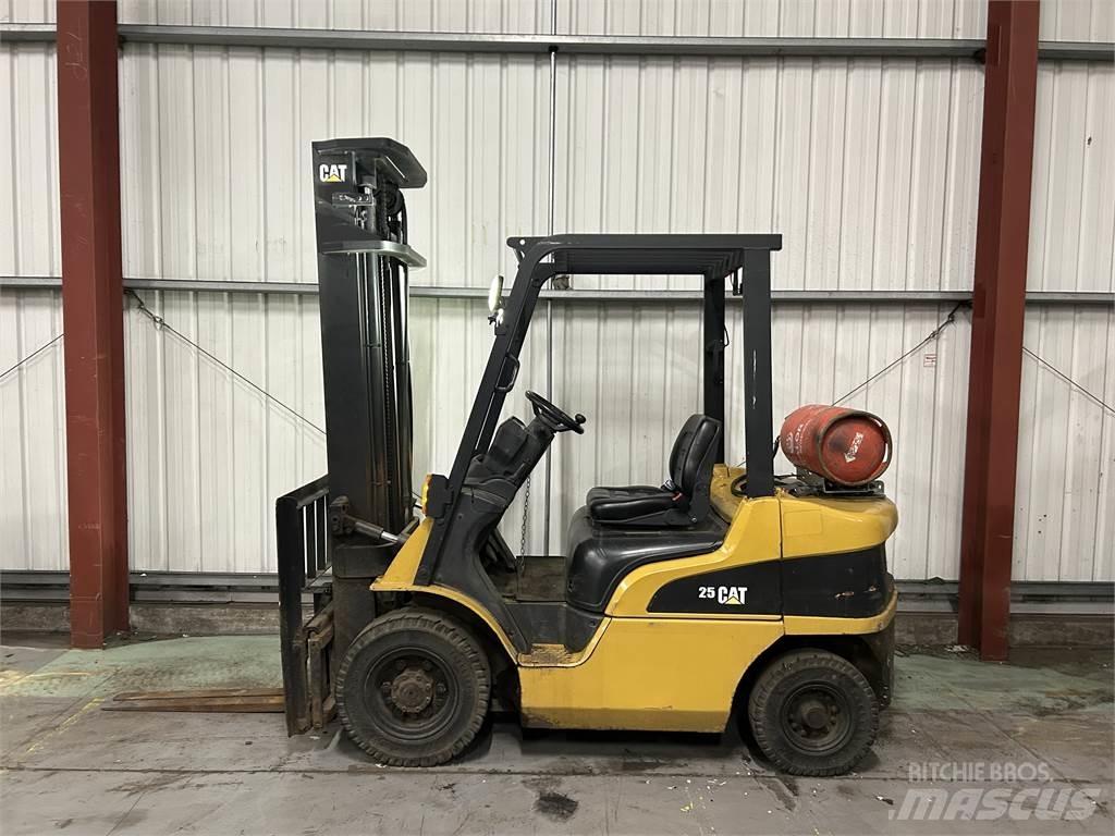 CAT GP25NT LPG'li forkliftler
