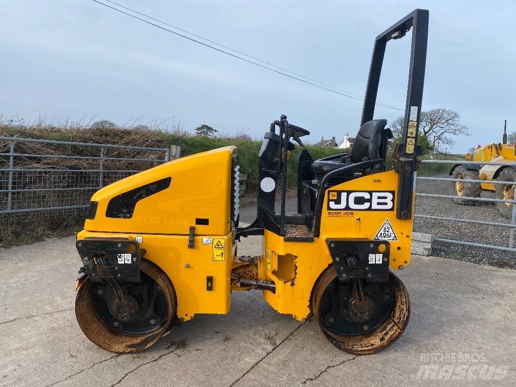 JCB VMT 260-120 Çift tamburlu silindirler