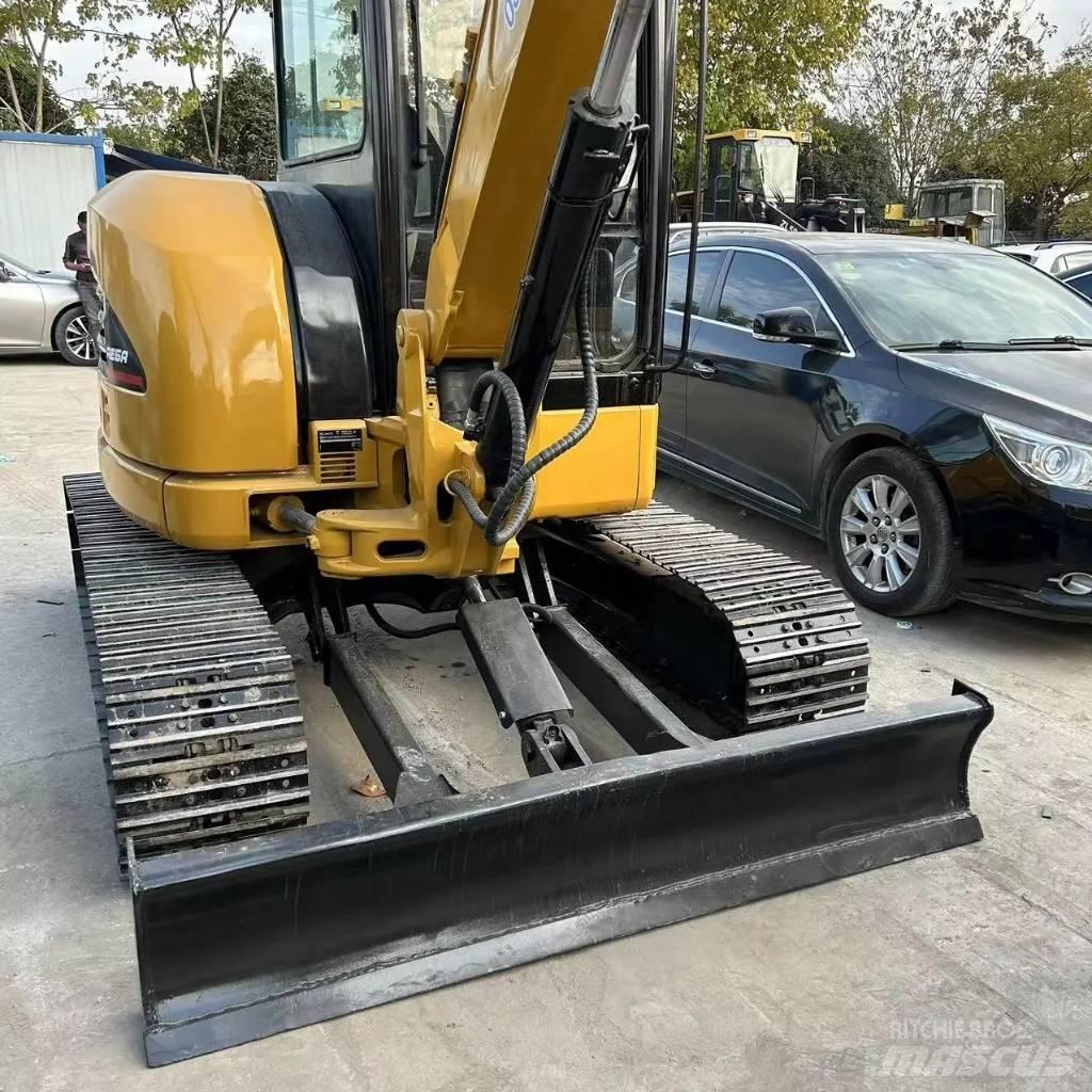 CAT 304 C CR Mini ekskavatörler, 7 tona dek