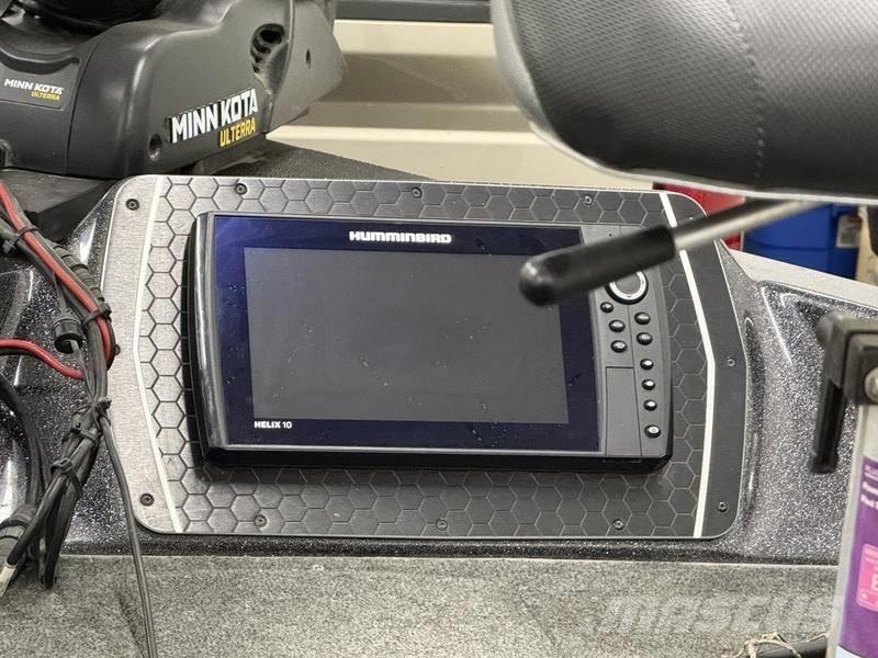  Skeeter WX2200 Mavnalar