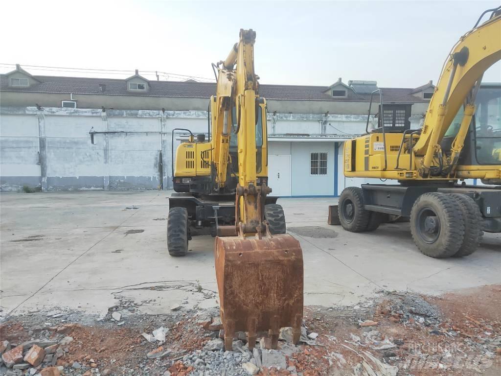 Hyundai R60W-7 Lastik tekerli ekskavatörler