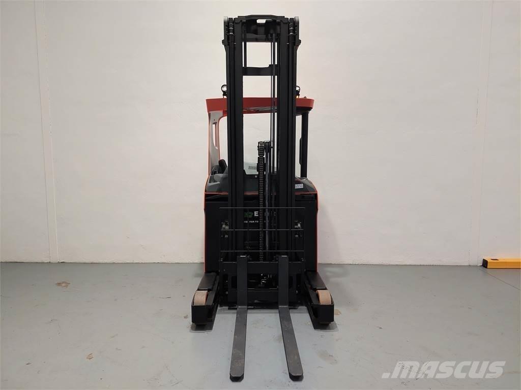 BT RRE 140 HC Reach truck - depo içi istif araçları
