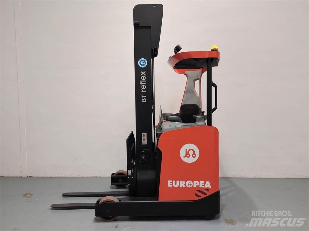 BT RRE 140 HC Reach truck - depo içi istif araçları