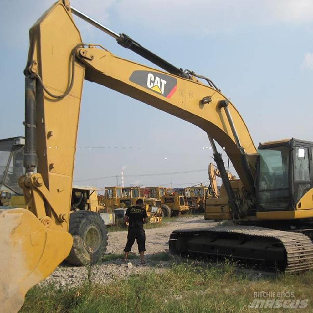 CAT 325DL Paletli ekskavatörler