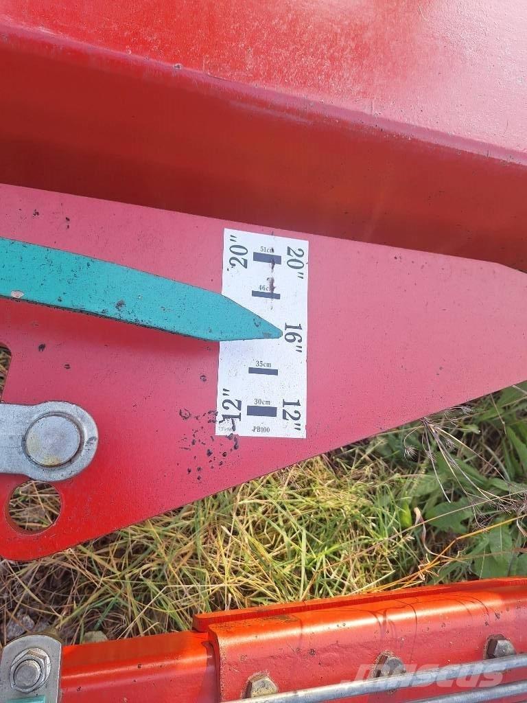 Kverneland PB100 Döner pulluklar