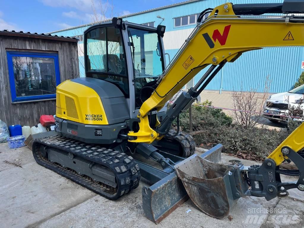 Wacker Neuson EZ 50 Paletli ekskavatörler