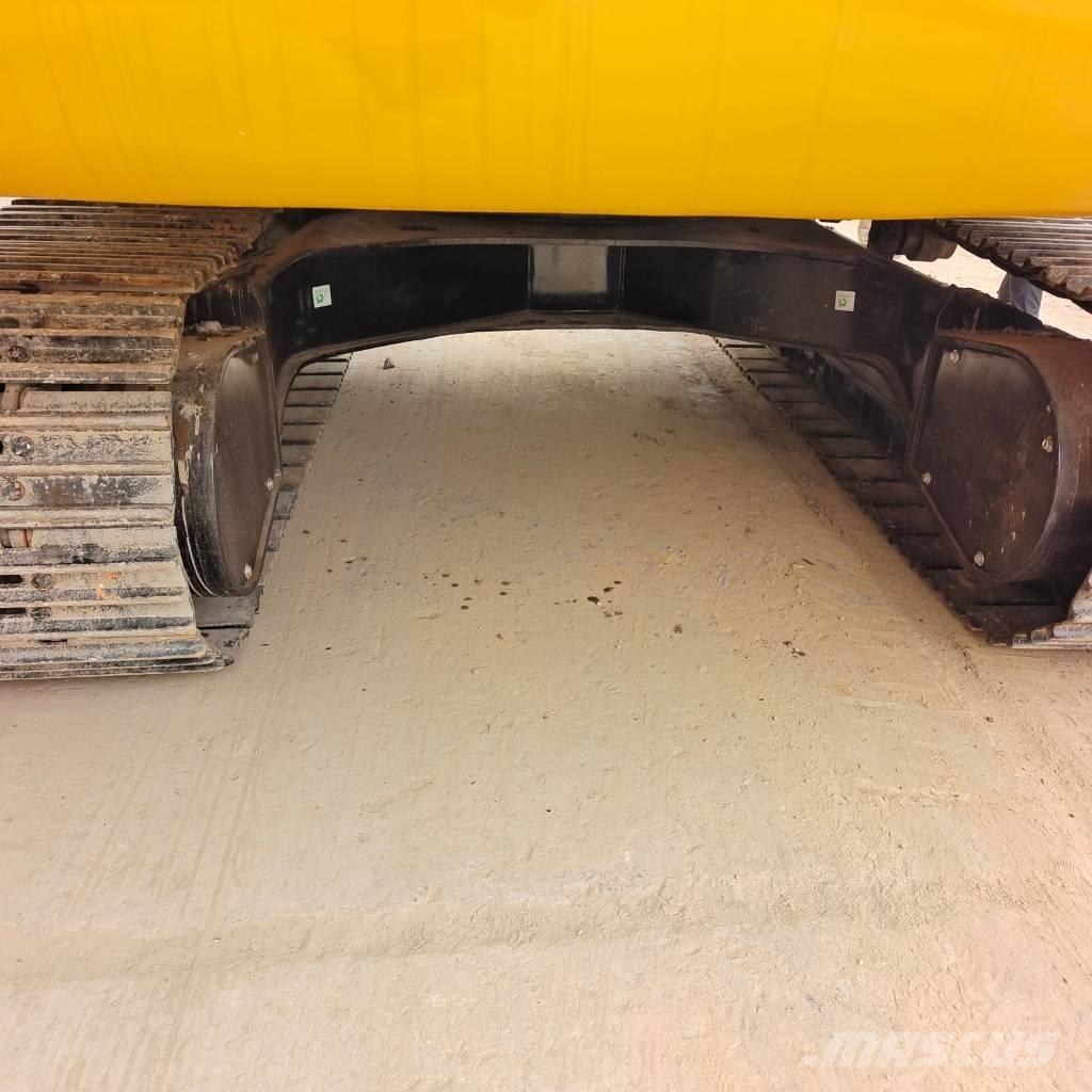 CAT 320 D2L Paletli ekskavatörler