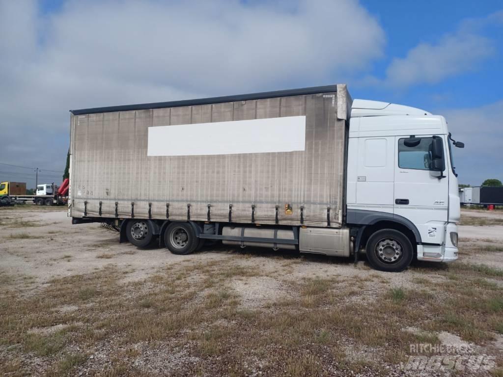 DAF XF 440 Kayar tenteli kamyonlar