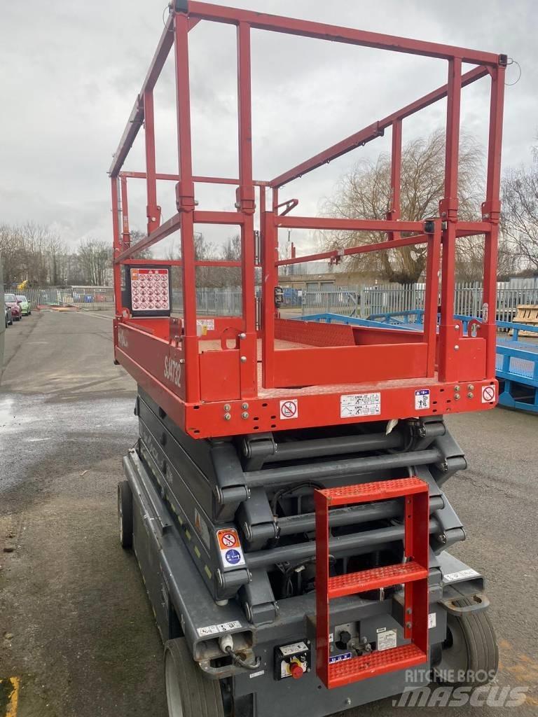SkyJack SJ 4732 Makasli platformlar