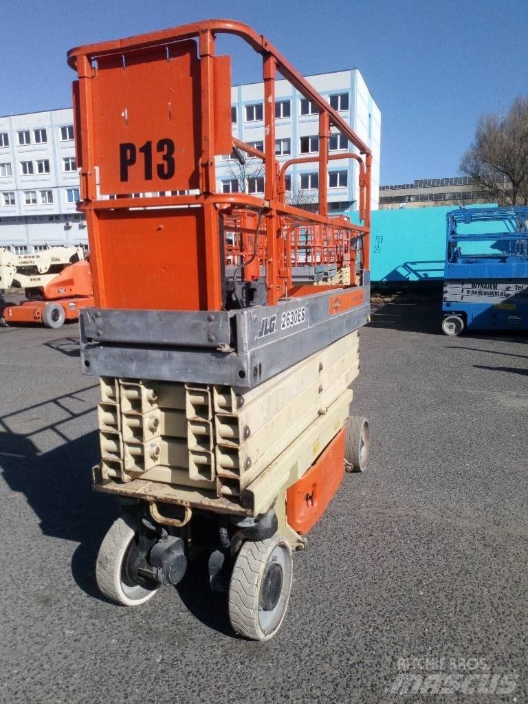JLG 2630 ES Makasli platformlar