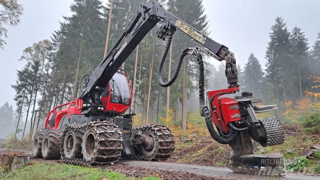 Komatsu 931 XC Biçerdöverler
