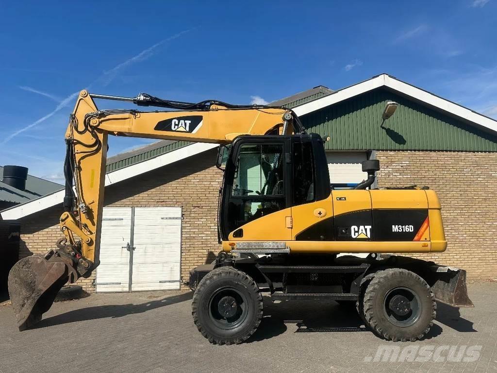 CAT M316D Lastik tekerli ekskavatörler