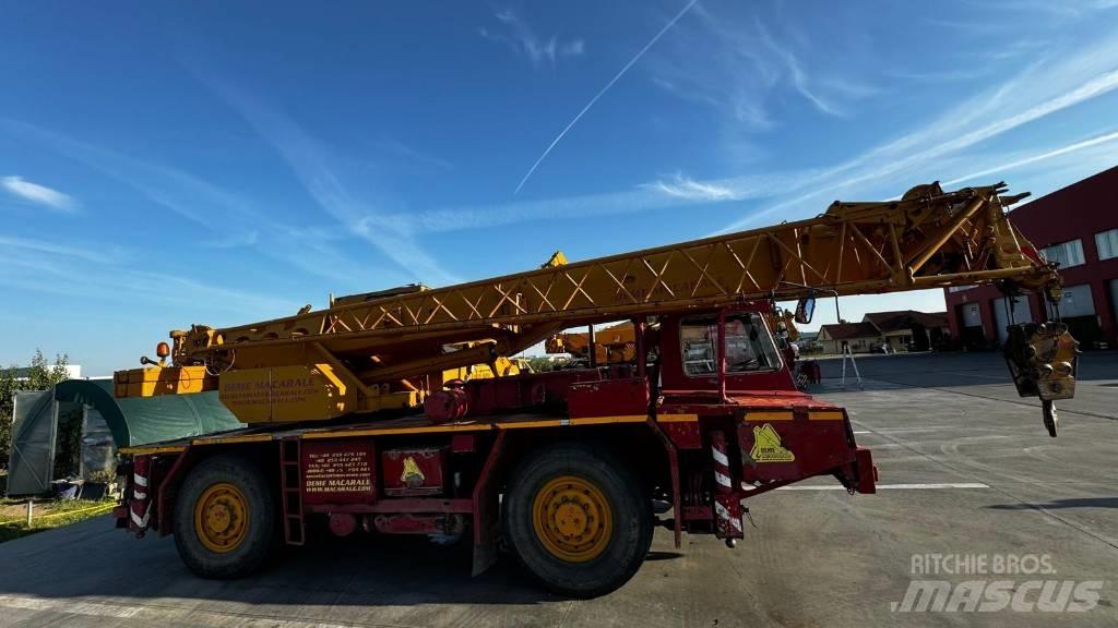 Liebherr LTM 1025 Yol-Arazi Tipi Vinçler (AT)