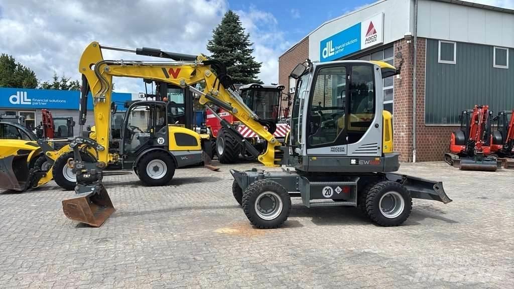 Wacker Neuson EW65 Özel ekskavatörler