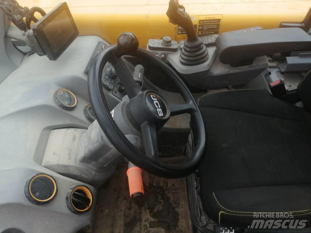 JCB 538-60 Tarimsal teleskopik yükleyiciler