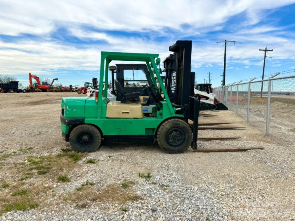 Mitsubishi FD40 Diger