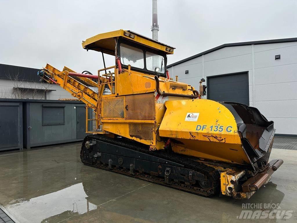 Demag DF 135 C Asfalt sericiler