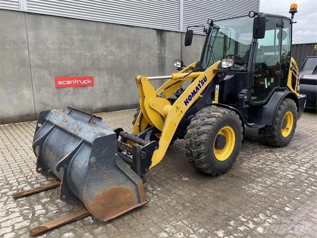 Komatsu WA70M-8EO Çok amaçlı yükleyiciler
