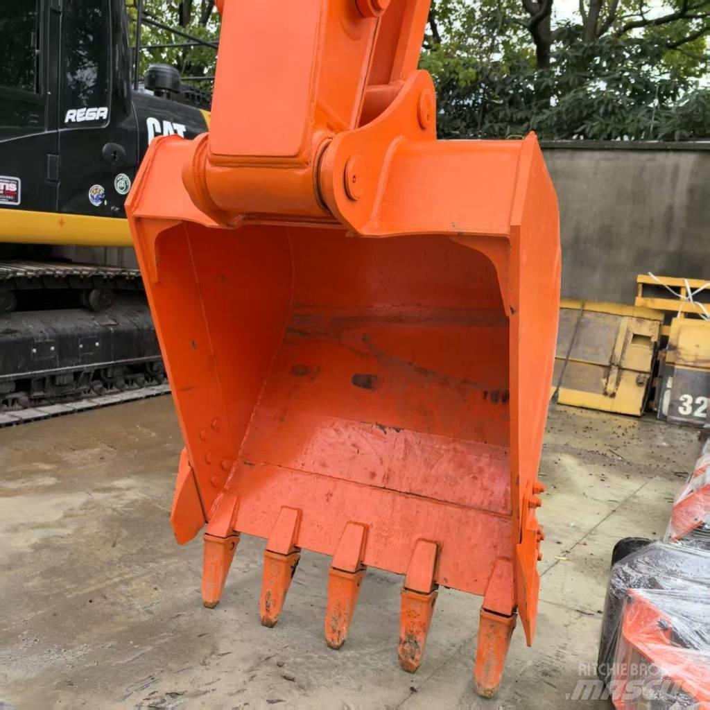 Hitachi ZX 200-3 G Paletli ekskavatörler