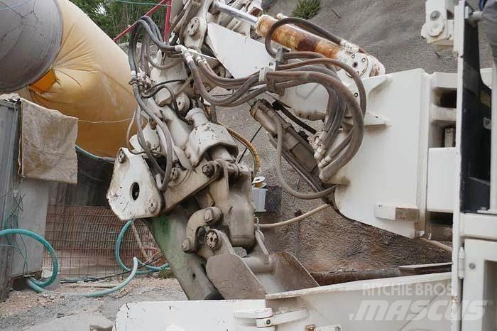 Schaeff ITC312 Sondaj kuleleri