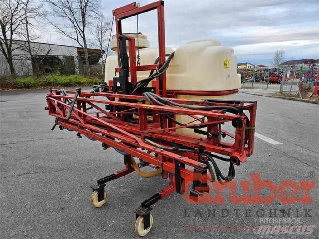 Schmotzer 800 l Çekilir pülverizatörler
