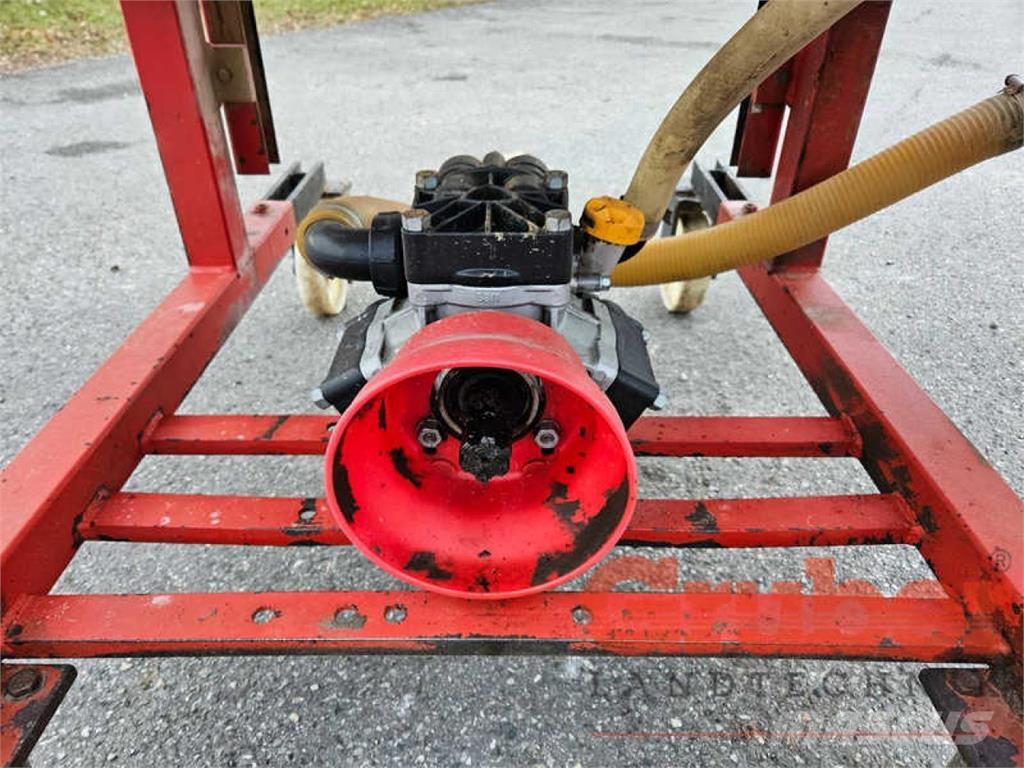 Schmotzer 800 l Çekilir pülverizatörler