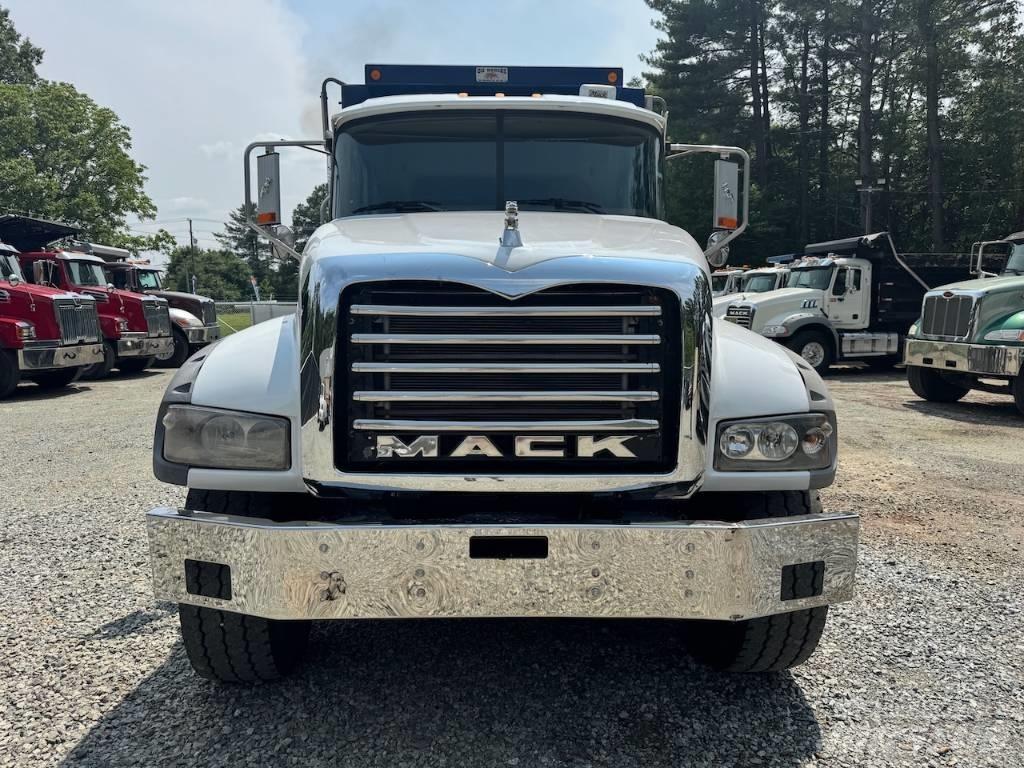 Mack Granite GU 713 Damperli kamyonlar