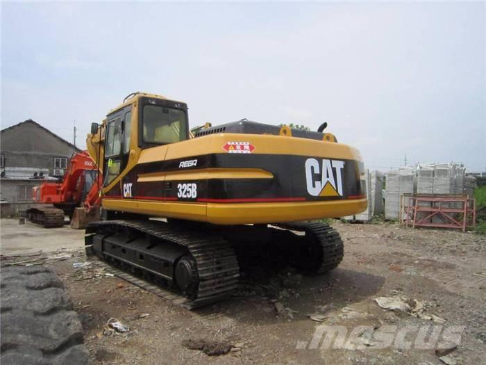 CAT 325 B Paletli ekskavatörler