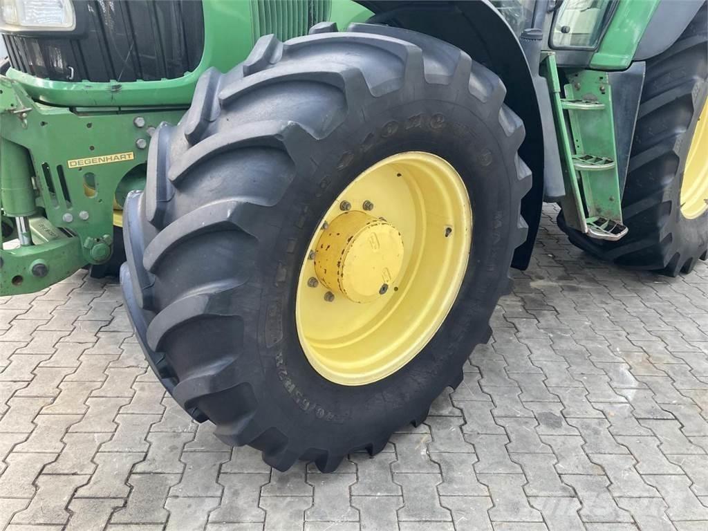 John Deere 6820 Traktörler