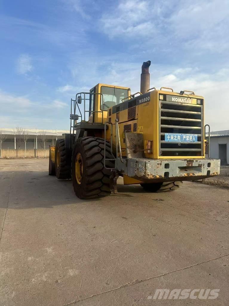 Komatsu WA 600-6 Tekerlekli yükleyiciler