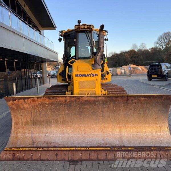 Komatsu D51PXI-24EO Paletli dozerler