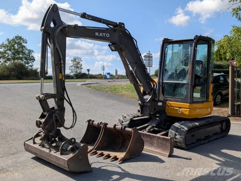 Kato HD50V5 Mini ekskavatörler, 7 tona dek